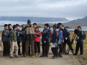 Explaining about geese, foxes and vegetation